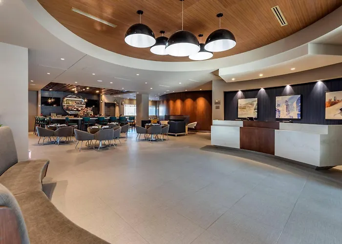 Cambria Hotel Minneapolis Downtown